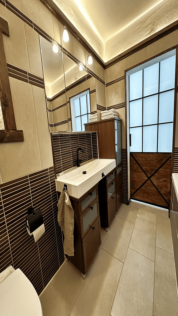 Prenájom bytu 2-izbový 65 m², Köln, Severné Porýnie - Westfálsko Prenájom bytu 2-izbový 65 m², Köln, Severné Porýnie - Westfálsko