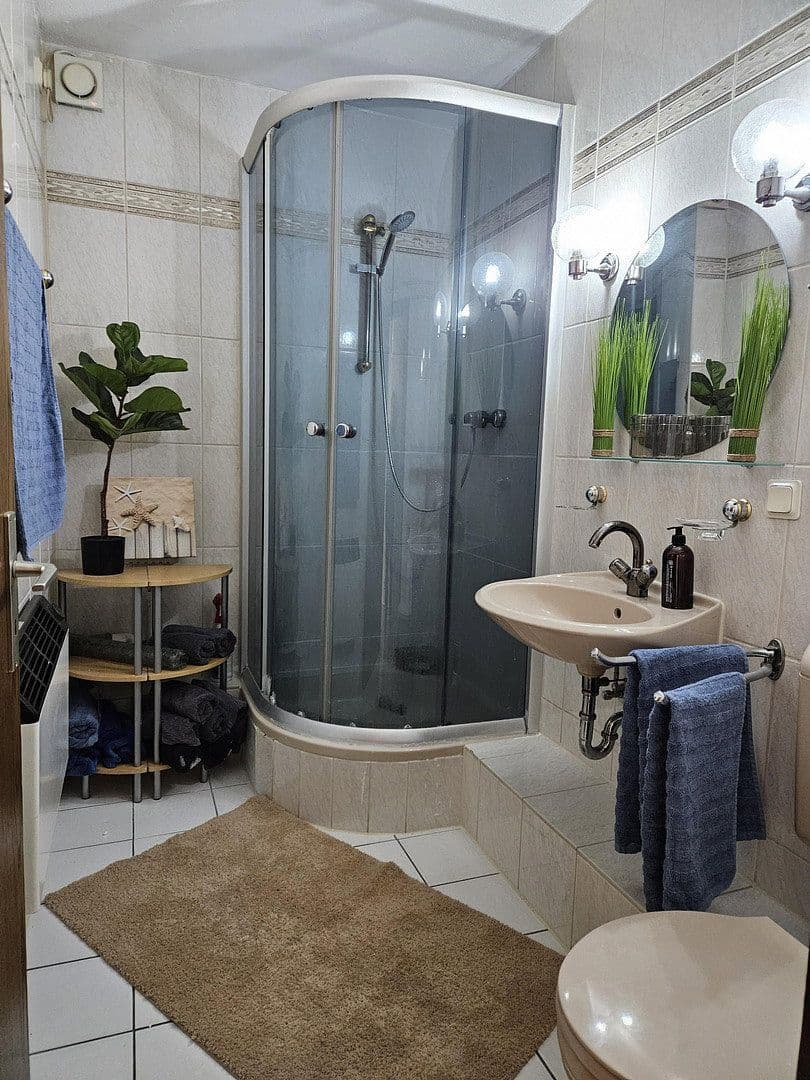 Prenájom bytu 2-izbový 45 m², Gelnhausen, Hesensko Prenájom bytu 2-izbový 45 m², Gelnhausen, Hesensko