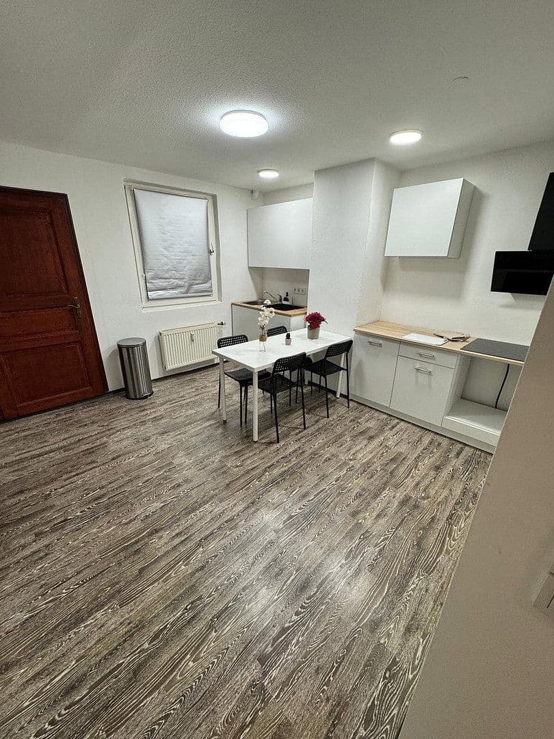 Prenájom bytu 21 m², Blumenstraße 51, Fürth, Bavorsko Prenájom bytu 21 m², Blumenstraße 51, Fürth, Bavorsko