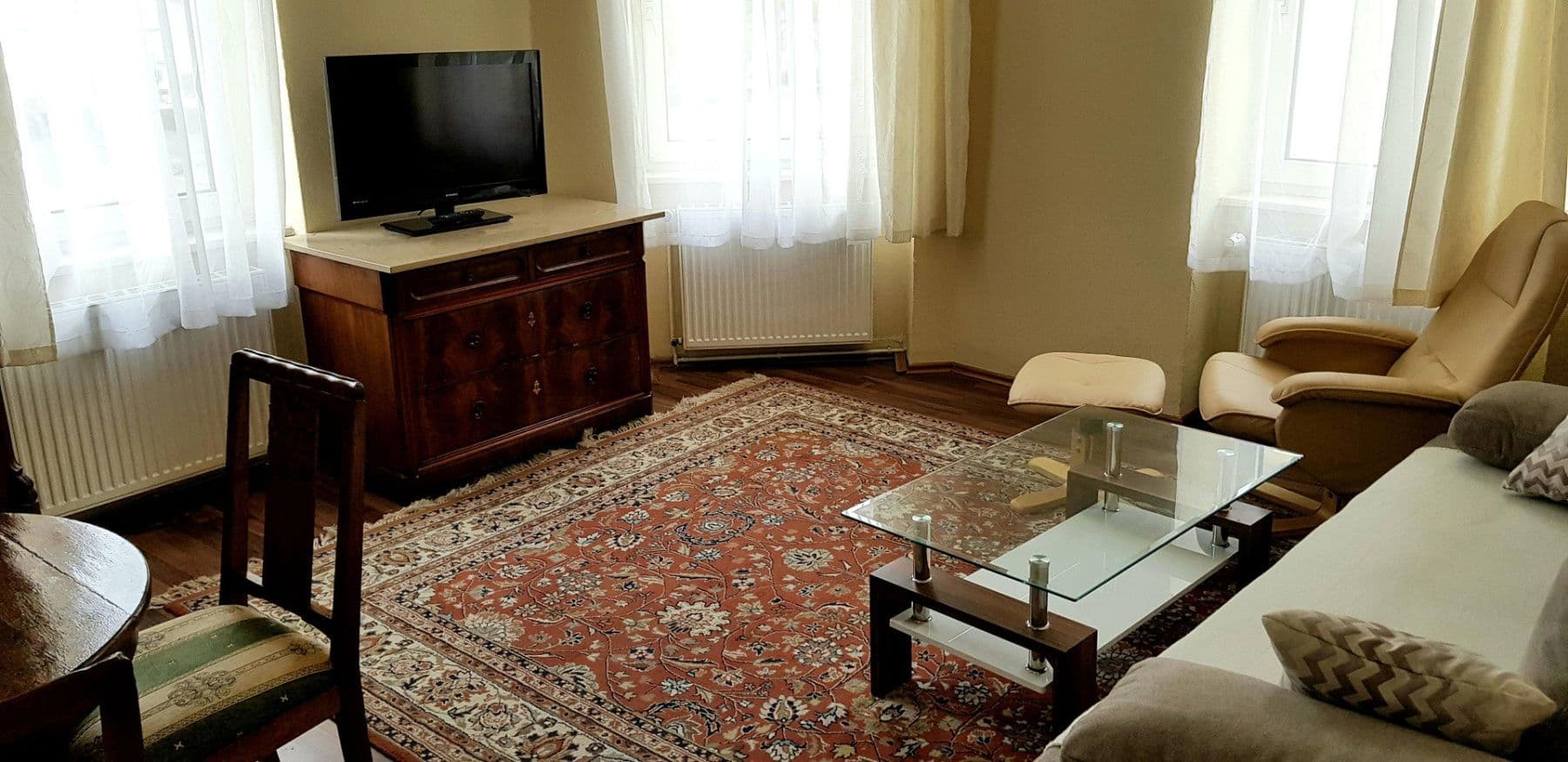 Predaj domu 400 m², pozemek 283 m², Offenbach am Main, Hesensko Predaj domu 400 m², pozemek 283 m², Offenbach am Main, Hesensko