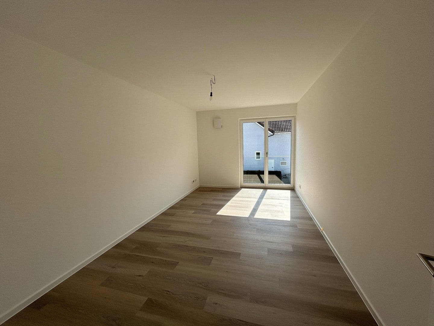 Prenájom bytu 3-izbový 108 m², Scheckertstrasse 2, Zell am Main, Bavorsko Prenájom bytu 3-izbový 108 m², Scheckertstrasse 2, Zell am Main, Bavorsko