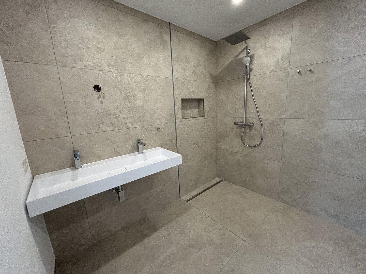 Prenájom bytu 3-izbový 108 m², Scheckertstrasse 2, Zell am Main, Bavorsko Prenájom bytu 3-izbový 108 m², Scheckertstrasse 2, Zell am Main, Bavorsko