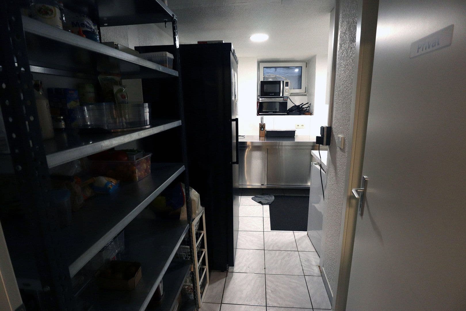 Predaj nebytového priestoru 140 m², Frankfurt, Hesensko Predaj nebytového priestoru 140 m², Frankfurt, Hesensko