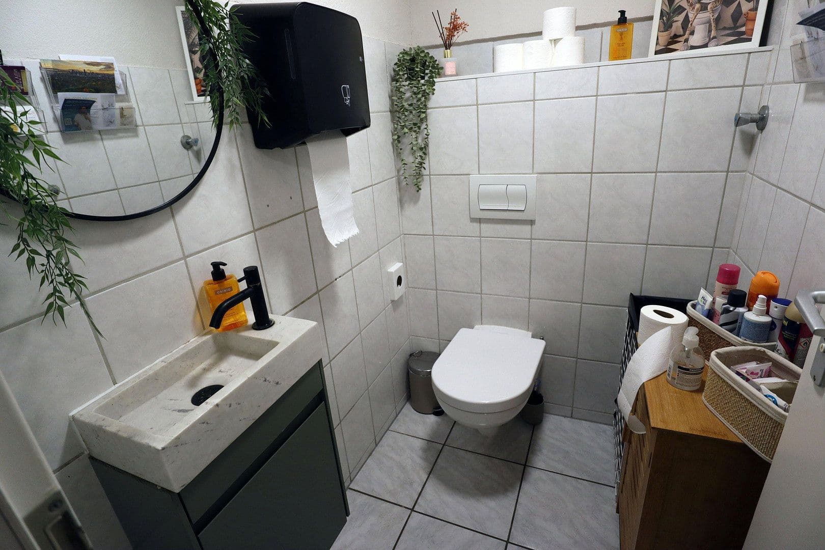 Predaj nebytového priestoru 140 m², Frankfurt, Hesensko Predaj nebytového priestoru 140 m², Frankfurt, Hesensko