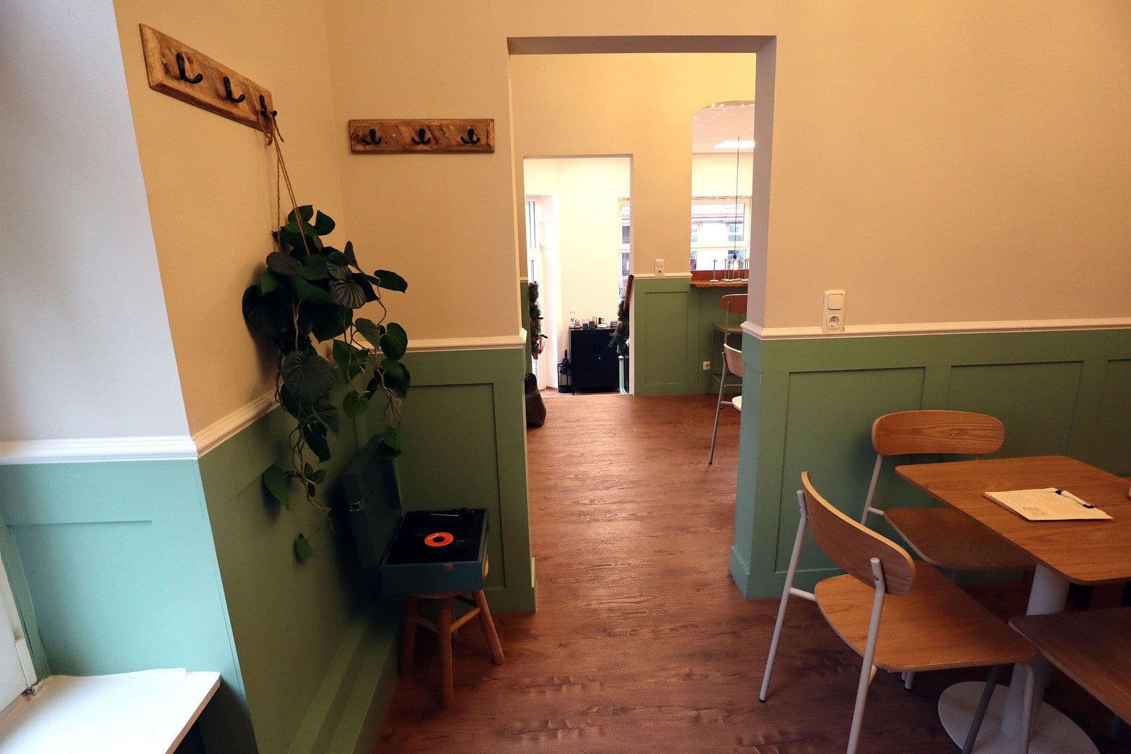 Predaj nebytového priestoru 140 m², Frankfurt, Hesensko Predaj nebytového priestoru 140 m², Frankfurt, Hesensko