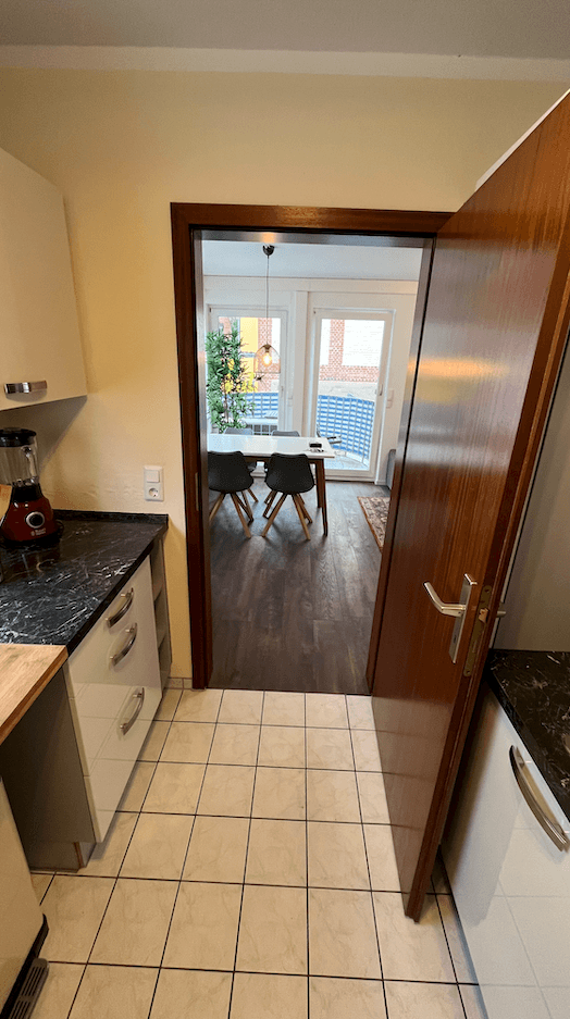 Prenájom bytu 3-izbový 54 m², Im Lerchenrain 6, Stuttgart, Bádensko-Wurttembersko Prenájom bytu 3-izbový 54 m², Im Lerchenrain 6, Stuttgart, Bádensko-Wurttembersko