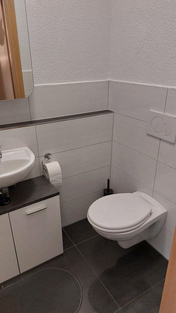 Prenájom bytu 3-izbový 86 m², Pfaffenhofener Straße 10, Heilbronn-Böckingen, Bádensko-Wurttembersko Prenájom bytu 3-izbový 86 m², Pfaffenhofener Straße 10, Heilbronn-Böckingen, Bádensko-Wurttembersko