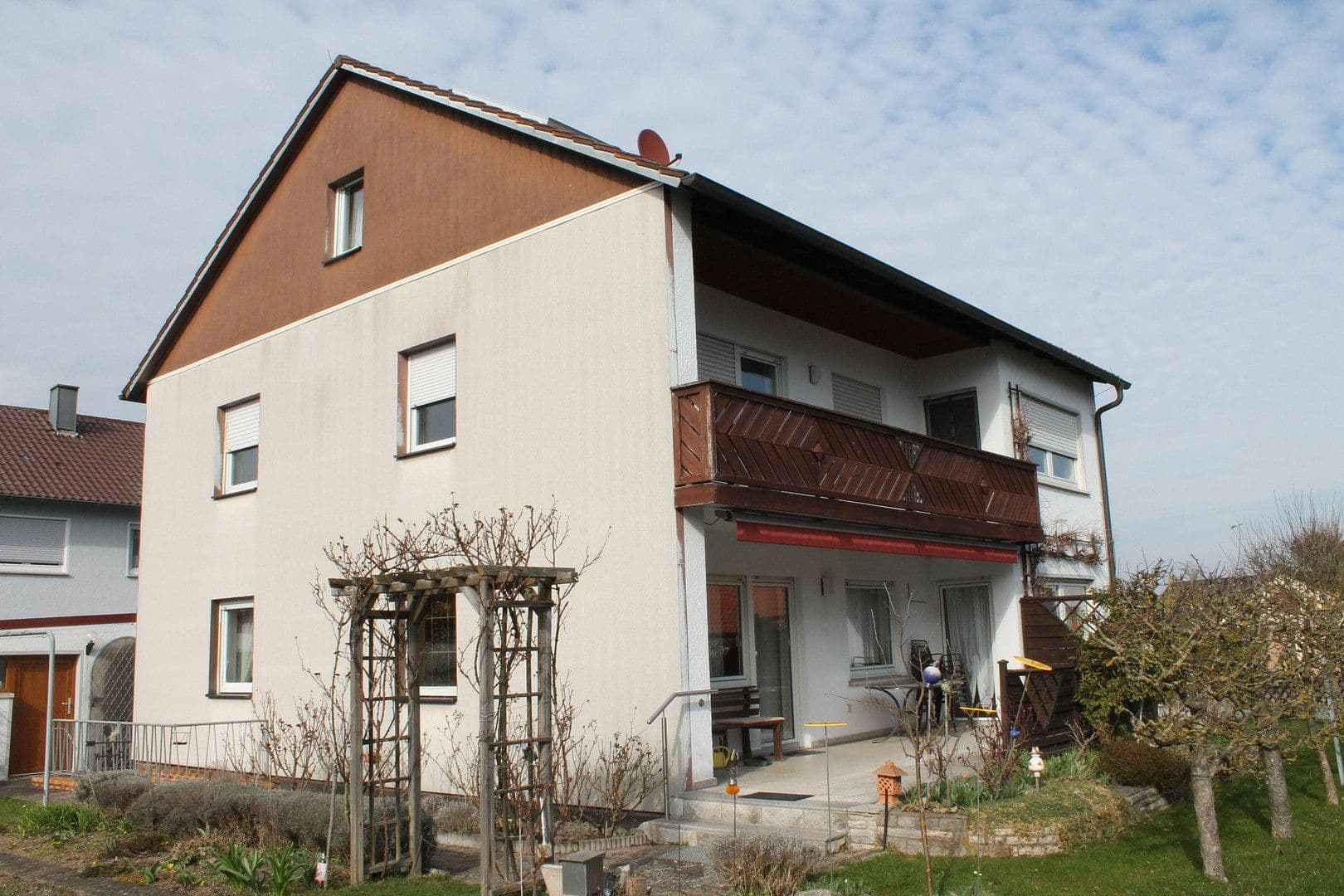 Predaj domu 223 m², pozemek 757 m², Wilburgstetten, Bavorsko Predaj domu 223 m², pozemek 757 m², Wilburgstetten, Bavorsko