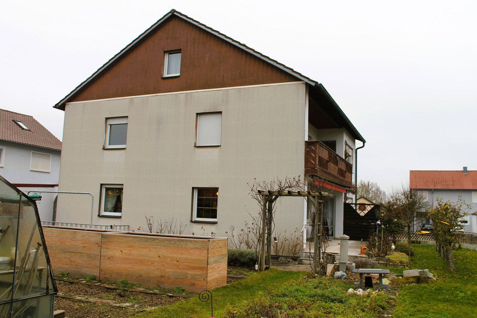 Predaj domu 223 m², pozemek 757 m², Wilburgstetten, Bavorsko Predaj domu 223 m², pozemek 757 m², Wilburgstetten, Bavorsko