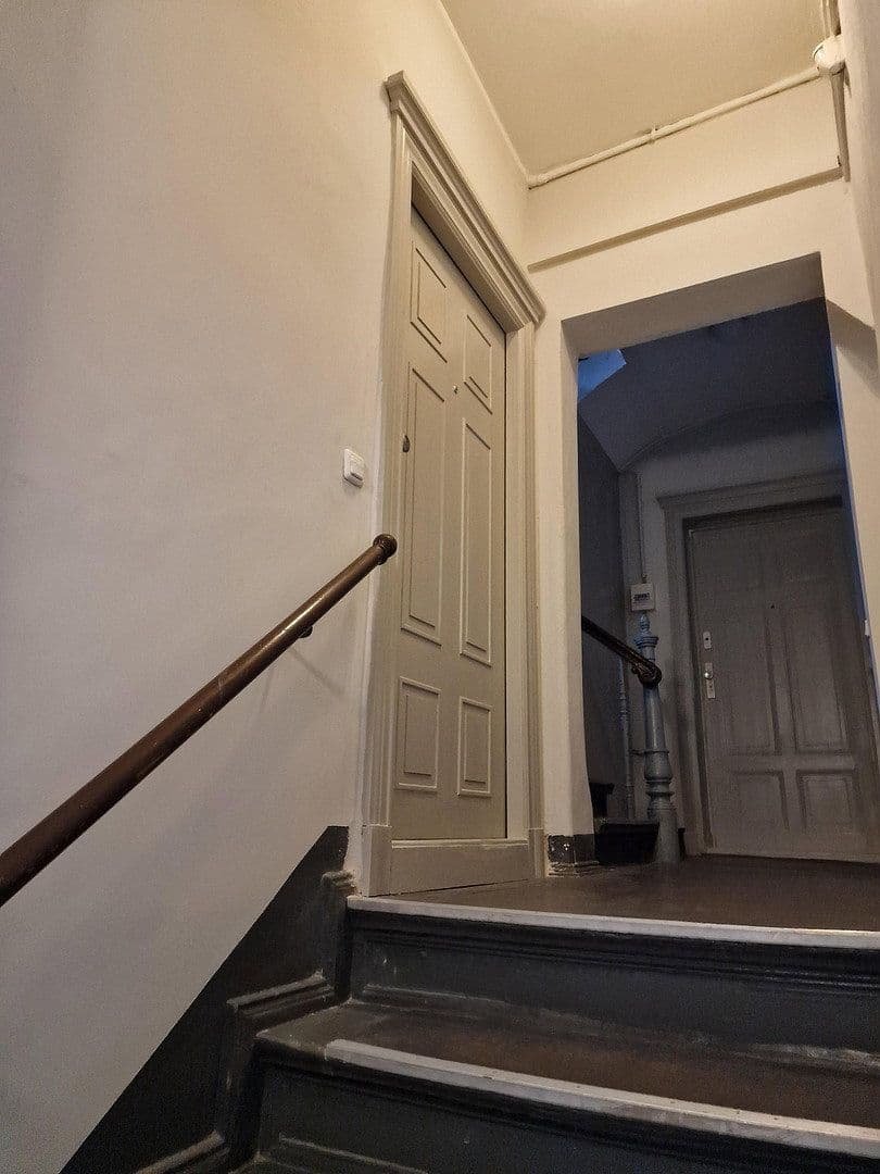 Predaj kancelárie 14 m², Lausitzer Str. 35, Berlin, Berlín Predaj kancelárie 14 m², Lausitzer Str. 35, Berlin, Berlín