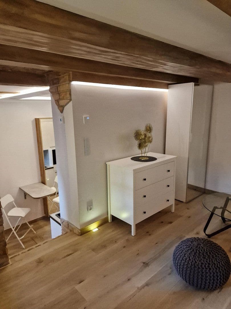 Predaj kancelárie 14 m², Lausitzer Str. 35, Berlin, Berlín Predaj kancelárie 14 m², Lausitzer Str. 35, Berlin, Berlín