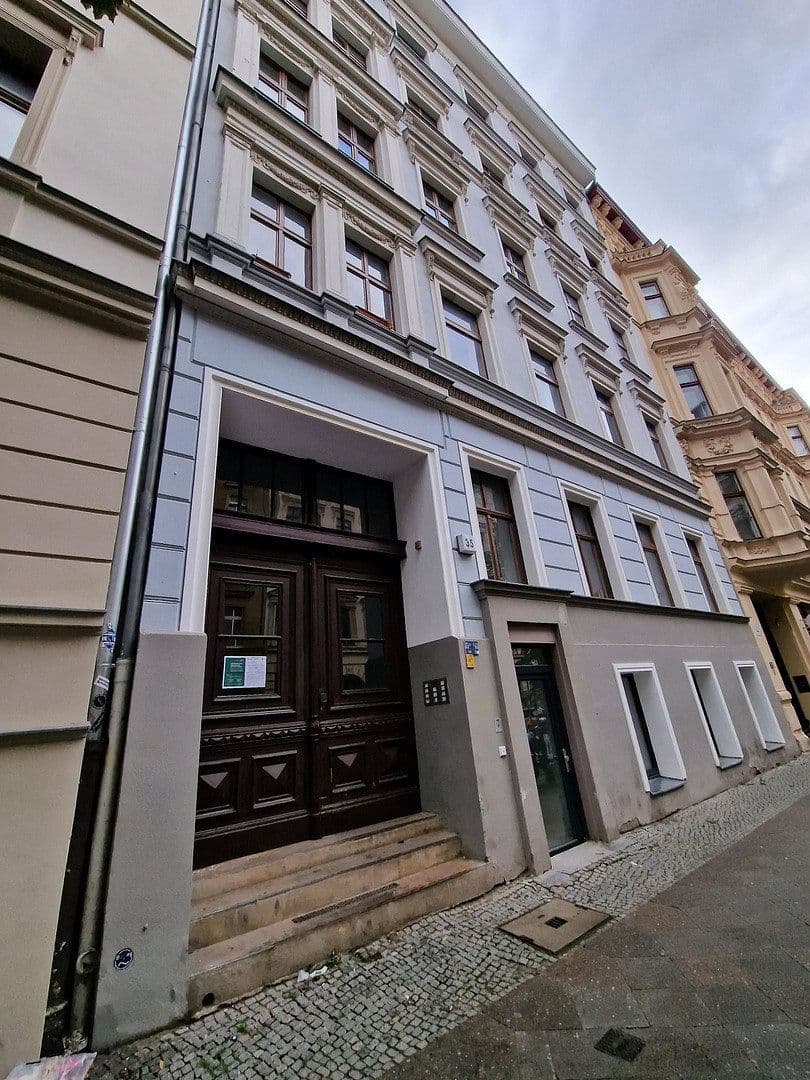 Predaj kancelárie 14 m², Lausitzer Str. 35, Berlin, Berlín Predaj kancelárie 14 m², Lausitzer Str. 35, Berlin, Berlín