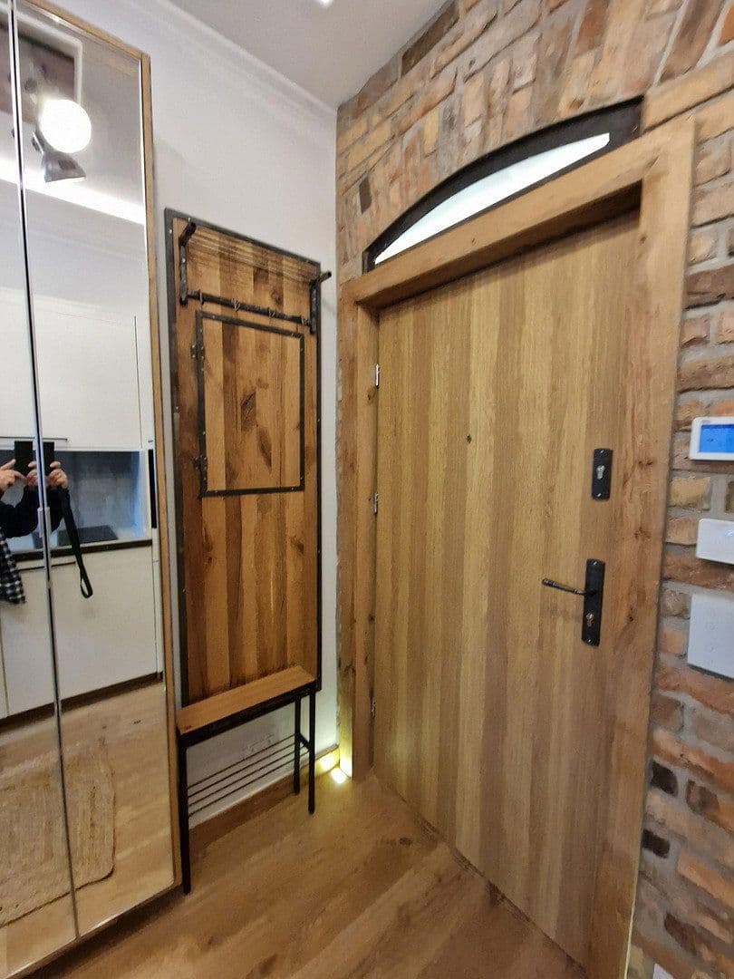 Predaj kancelárie 14 m², Lausitzer Str. 35, Berlin, Berlín Predaj kancelárie 14 m², Lausitzer Str. 35, Berlin, Berlín