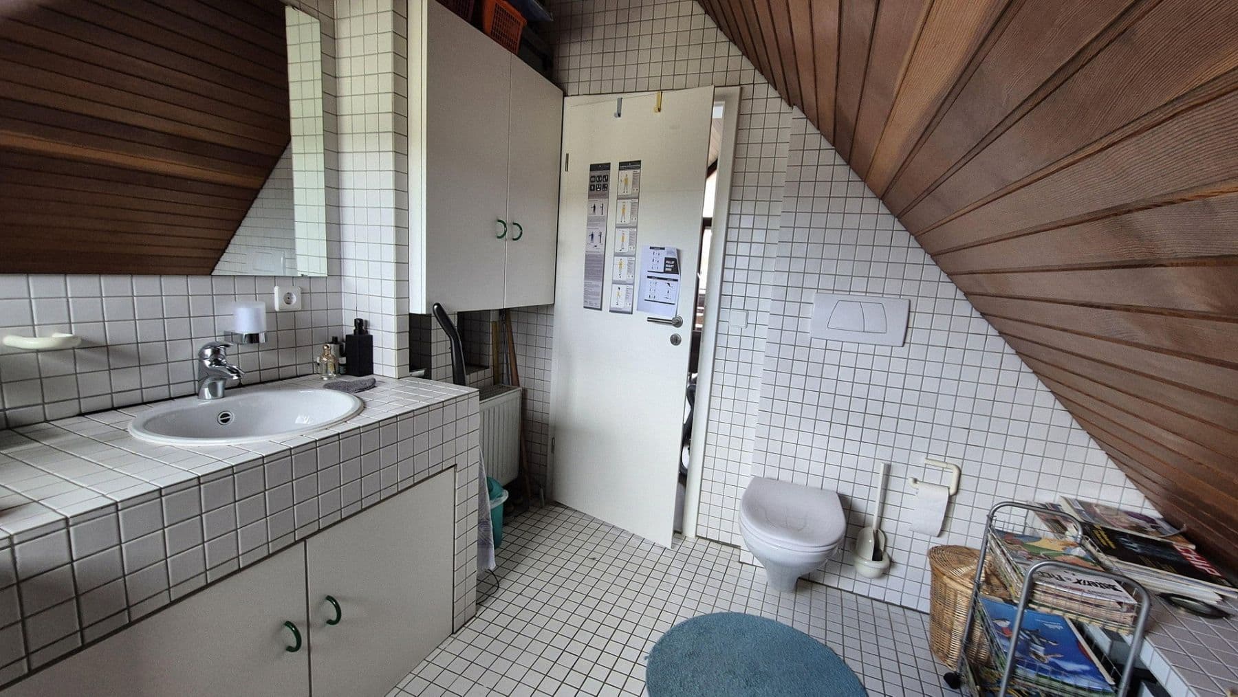 Predaj domu 131 m², pozemek 334 m², Tübinger Str. 25/2, Weil im Schönbuch, Bádensko-Wurttembersko Predaj domu 131 m², pozemek 334 m², Tübinger Str. 25/2, Weil im Schönbuch, Bádensko-Wurttembersko