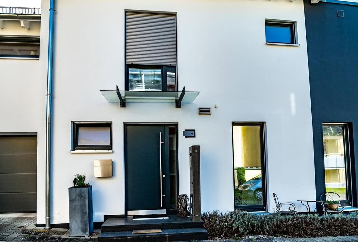 Predaj domu 176 m², pozemek 370 m², Bühl, Bádensko-Wurttembersko Predaj domu 176 m², pozemek 370 m², Bühl, Bádensko-Wurttembersko