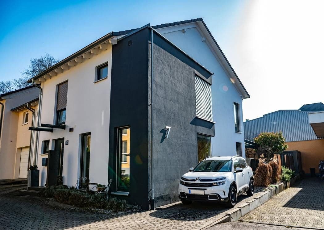 Predaj domu 176 m², pozemek 370 m², Bühl, Bádensko-Wurttembersko Predaj domu 176 m², pozemek 370 m², Bühl, Bádensko-Wurttembersko