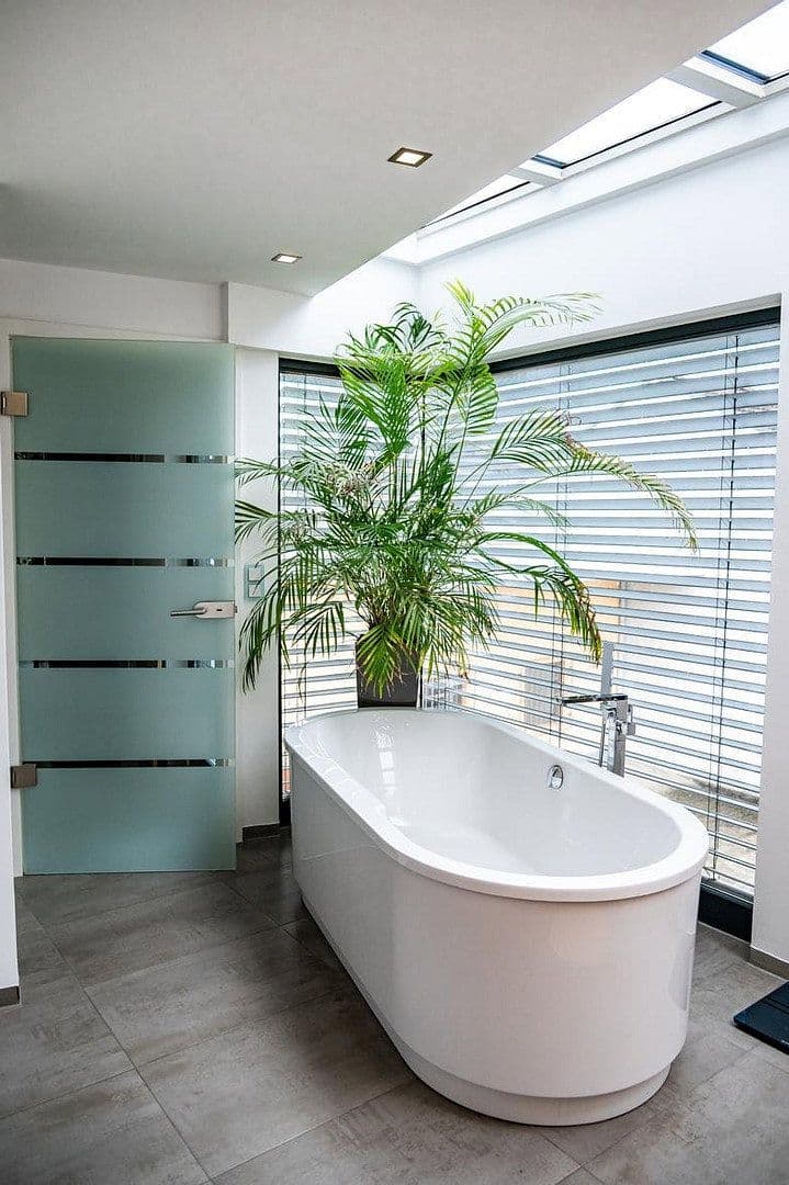 Predaj domu 176 m², pozemek 370 m², Bühl, Bádensko-Wurttembersko Predaj domu 176 m², pozemek 370 m², Bühl, Bádensko-Wurttembersko