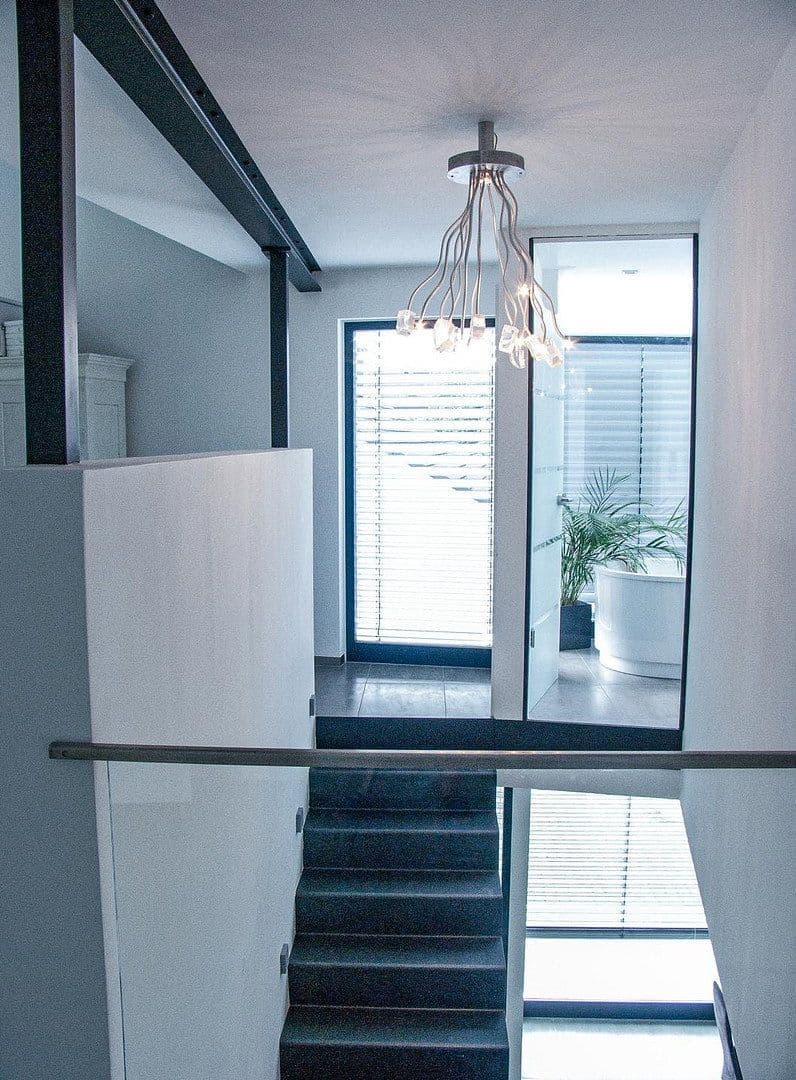 Predaj domu 176 m², pozemek 370 m², Bühl, Bádensko-Wurttembersko Predaj domu 176 m², pozemek 370 m², Bühl, Bádensko-Wurttembersko