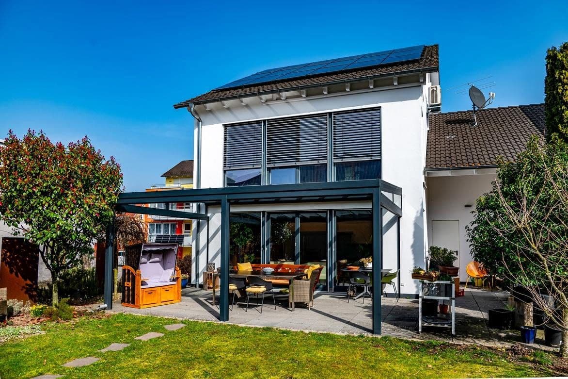 Predaj domu 176 m², pozemek 370 m², Bühl, Bádensko-Wurttembersko Predaj domu 176 m², pozemek 370 m², Bühl, Bádensko-Wurttembersko