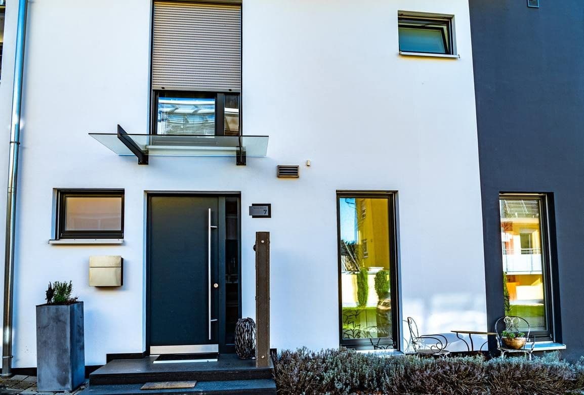 Predaj domu 176 m², pozemek 370 m², Bühl, Bádensko-Wurttembersko Predaj domu 176 m², pozemek 370 m², Bühl, Bádensko-Wurttembersko