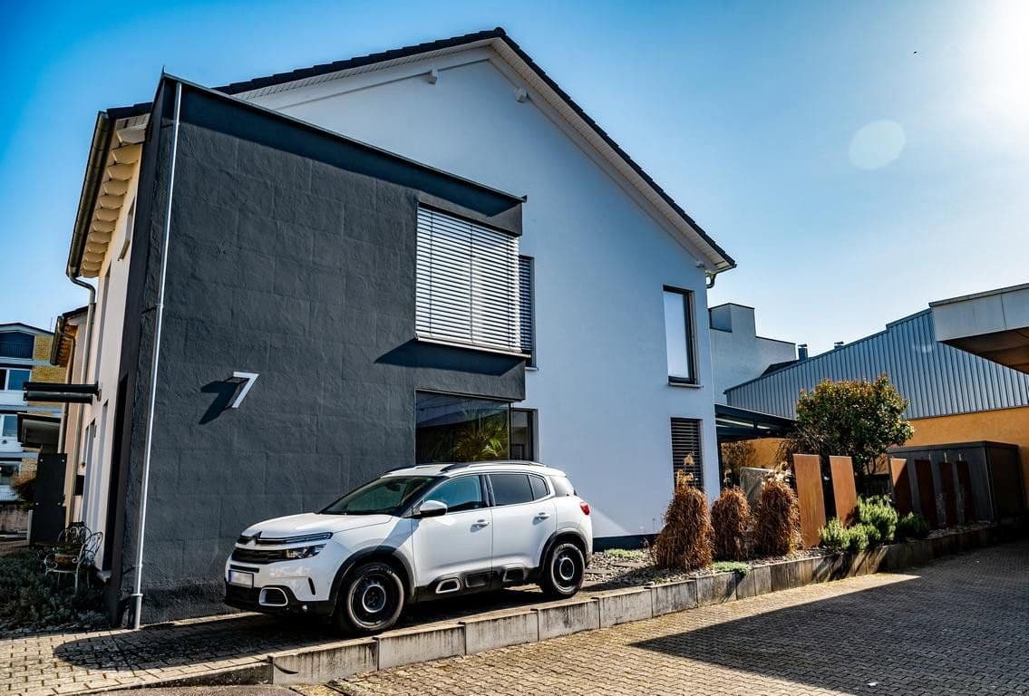 Predaj domu 176 m², pozemek 370 m², Bühl, Bádensko-Wurttembersko Predaj domu 176 m², pozemek 370 m², Bühl, Bádensko-Wurttembersko