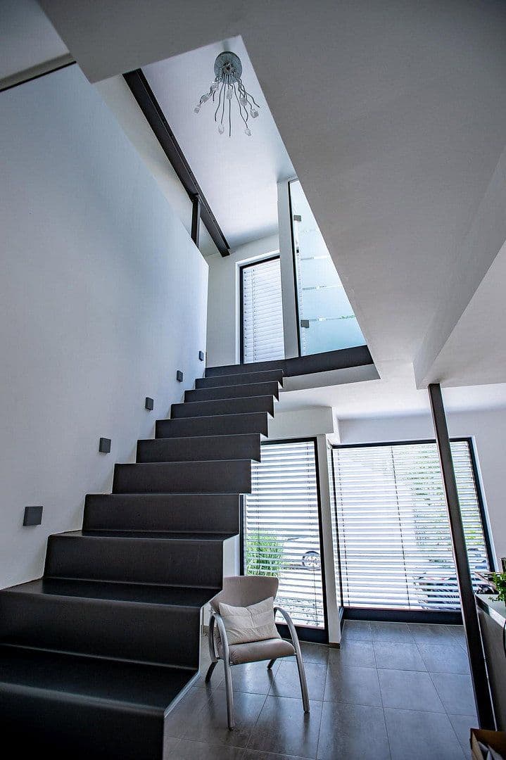 Predaj domu 176 m², pozemek 370 m², Bühl, Bádensko-Wurttembersko Predaj domu 176 m², pozemek 370 m², Bühl, Bádensko-Wurttembersko