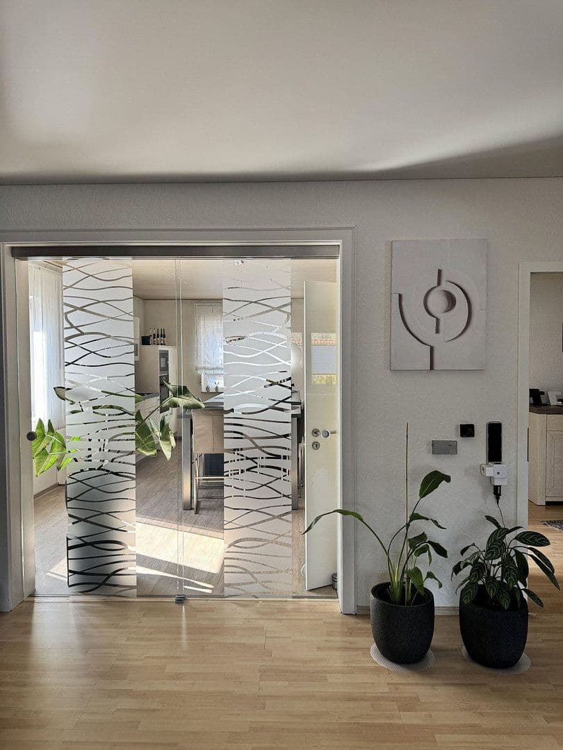 Predaj domu 458 m², pozemek 678 m², Ritter-Stephan-von-Mörlheim-Straße 2, Eußerthal, Porýnie-Falcko Predaj domu 458 m², pozemek 678 m², Ritter-Stephan-von-Mörlheim-Straße 2, Eußerthal, Porýnie-Falcko