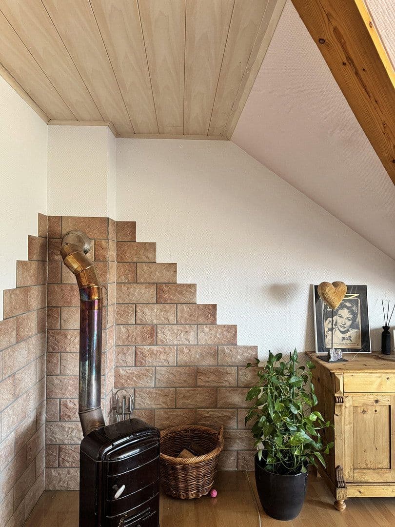 Predaj domu 458 m², pozemek 678 m², Ritter-Stephan-von-Mörlheim-Straße 2, Eußerthal, Porýnie-Falcko Predaj domu 458 m², pozemek 678 m², Ritter-Stephan-von-Mörlheim-Straße 2, Eußerthal, Porýnie-Falcko