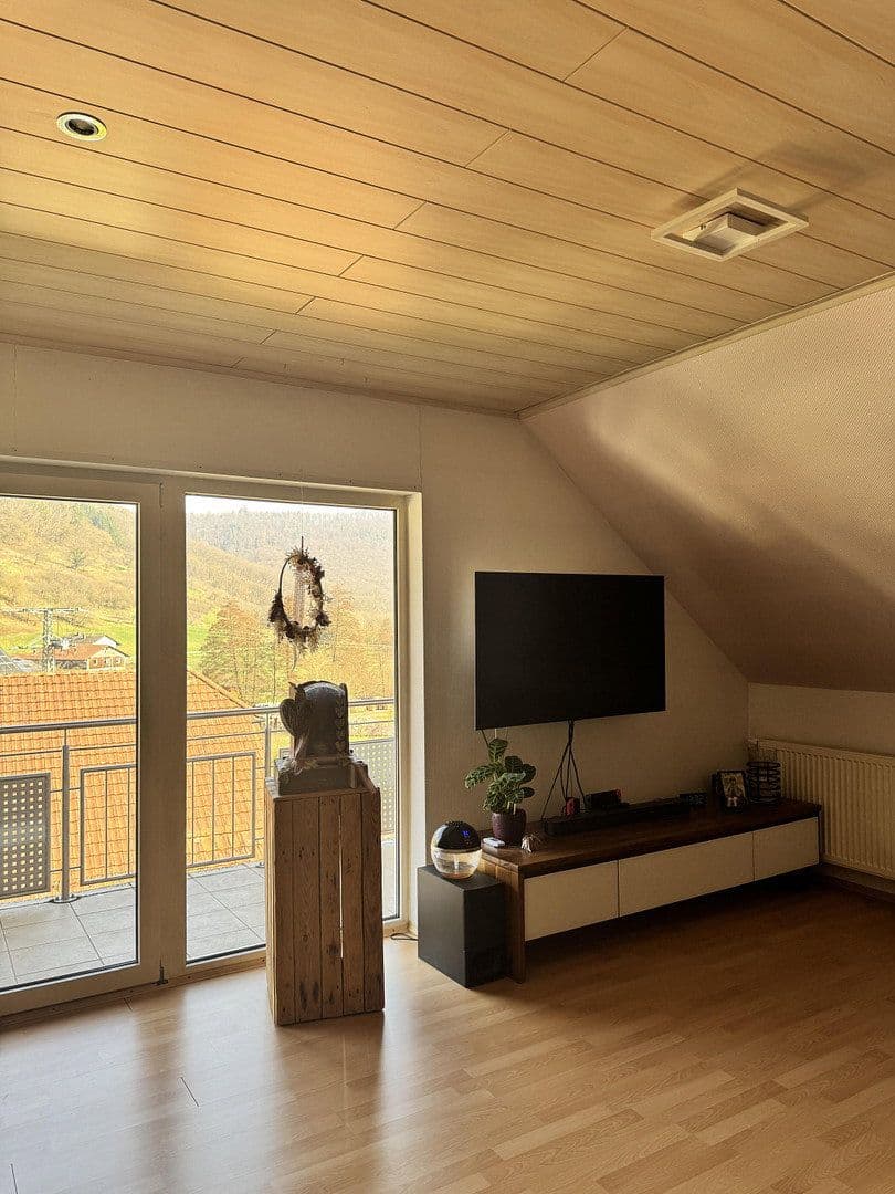 Predaj domu 458 m², pozemek 678 m², Ritter-Stephan-von-Mörlheim-Straße 2, Eußerthal, Porýnie-Falcko Predaj domu 458 m², pozemek 678 m², Ritter-Stephan-von-Mörlheim-Straße 2, Eußerthal, Porýnie-Falcko