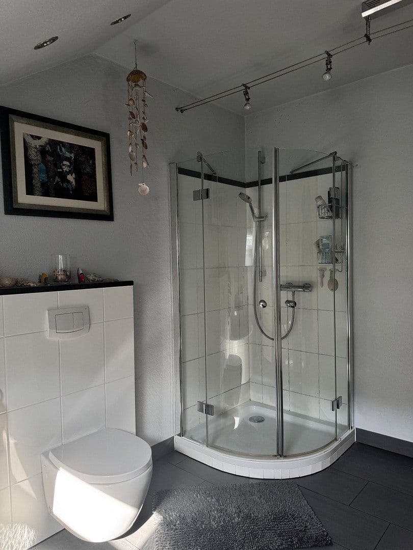 Predaj domu 458 m², pozemek 678 m², Ritter-Stephan-von-Mörlheim-Straße 2, Eußerthal, Porýnie-Falcko Predaj domu 458 m², pozemek 678 m², Ritter-Stephan-von-Mörlheim-Straße 2, Eußerthal, Porýnie-Falcko