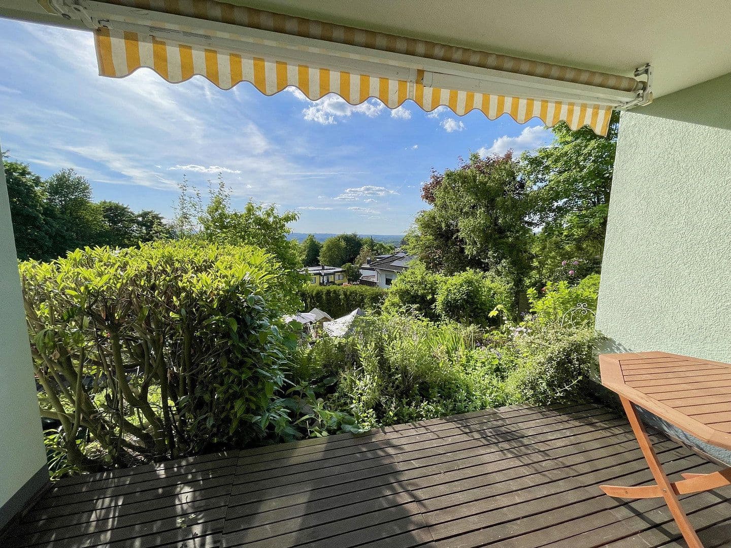 Prenájom bytu 1-izbový 45 m², Linz am Rhein, Porýnie-Falcko Prenájom bytu 1-izbový 45 m², Linz am Rhein, Porýnie-Falcko