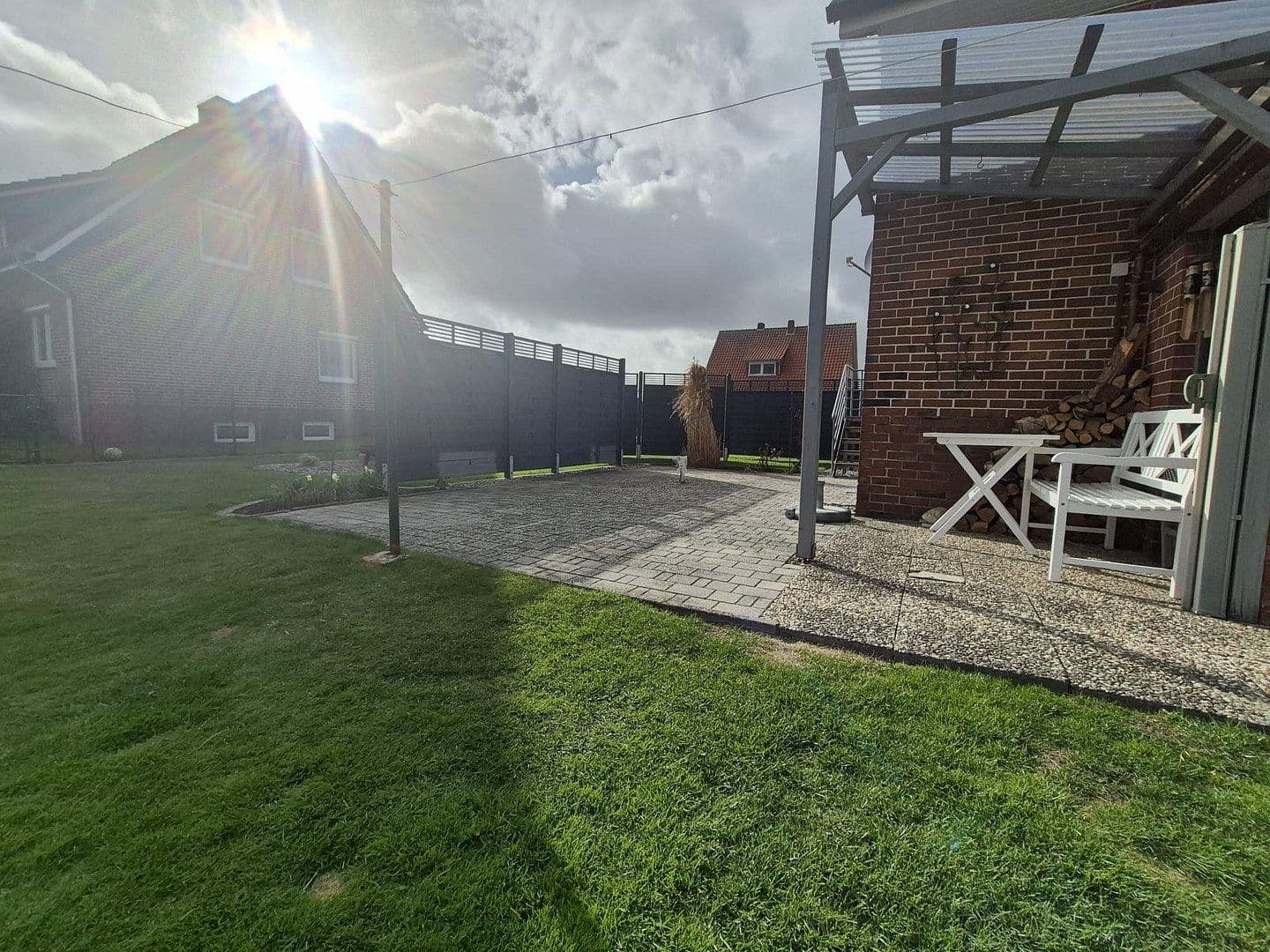 Predaj domu 105 m², pozemek 680 m², Drochtersen, Dolné Sasko Predaj domu 105 m², pozemek 680 m², Drochtersen, Dolné Sasko