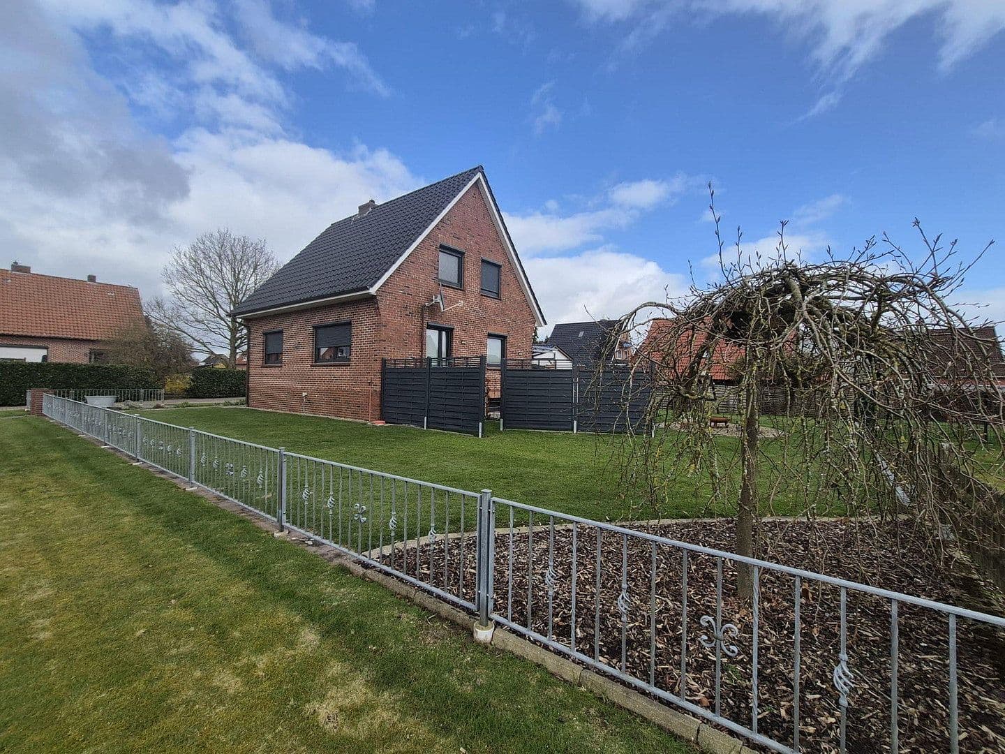 Predaj domu 105 m², pozemek 680 m², Drochtersen, Dolné Sasko Predaj domu 105 m², pozemek 680 m², Drochtersen, Dolné Sasko