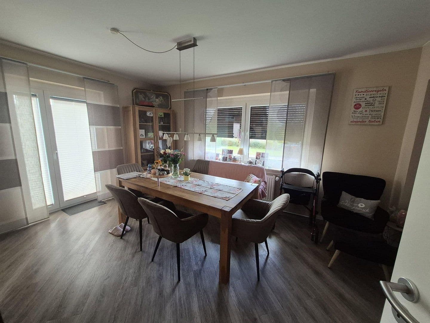 Predaj domu 105 m², pozemek 680 m², Drochtersen, Dolné Sasko Predaj domu 105 m², pozemek 680 m², Drochtersen, Dolné Sasko