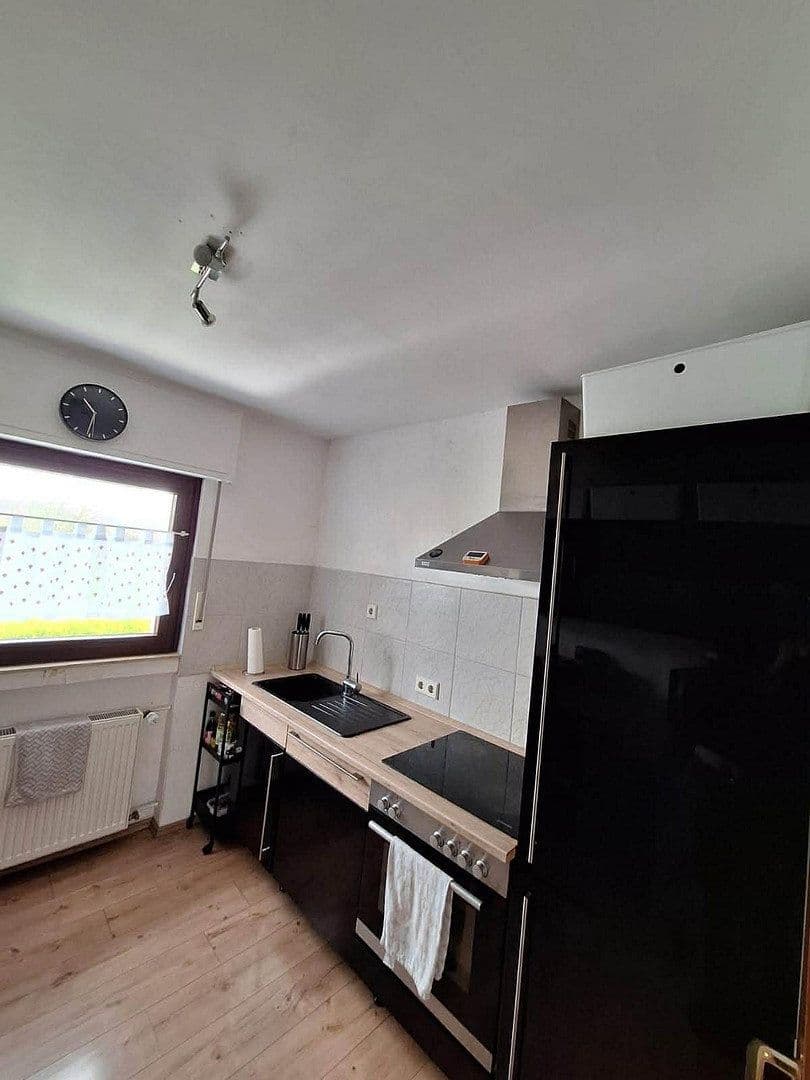 Prenájom bytu 4-izbový 98 m², Sprockhövel, Severné Porýnie - Westfálsko Prenájom bytu 4-izbový 98 m², Sprockhövel, Severné Porýnie - Westfálsko