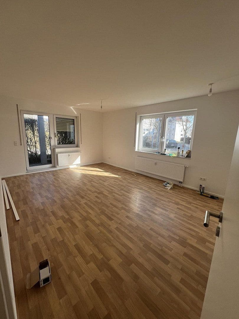 Prenájom bytu 2-izbový 52 m², Edith-Stein-Str. 16, Laupheim, Bádensko-Wurttembersko Prenájom bytu 2-izbový 52 m², Edith-Stein-Str. 16, Laupheim, Bádensko-Wurttembersko