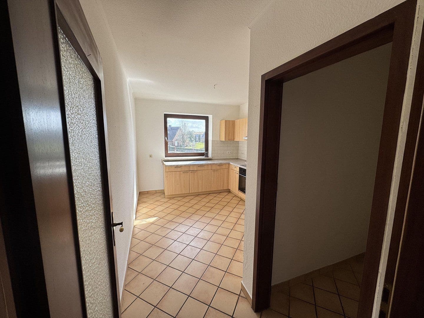 Prenájom bytu 3-izbový 70 m², Heilshoop, Šlezvicko-Holštajnsko Prenájom bytu 3-izbový 70 m², Heilshoop, Šlezvicko-Holštajnsko