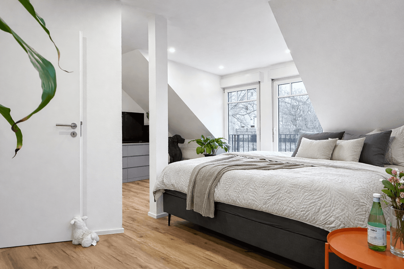 Predaj domu 115 m², pozemek 320 m², Mergenthalerstr. 4/1, Heilbronn, Bádensko-Wurttembersko Predaj domu 115 m², pozemek 320 m², Mergenthalerstr. 4/1, Heilbronn, Bádensko-Wurttembersko