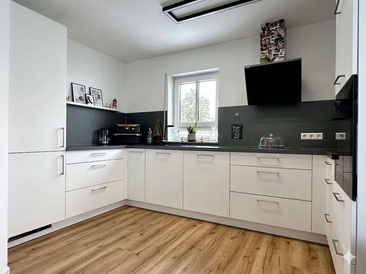 Predaj domu 115 m², pozemek 320 m², Mergenthalerstr. 4/1, Heilbronn, Bádensko-Wurttembersko Predaj domu 115 m², pozemek 320 m², Mergenthalerstr. 4/1, Heilbronn, Bádensko-Wurttembersko