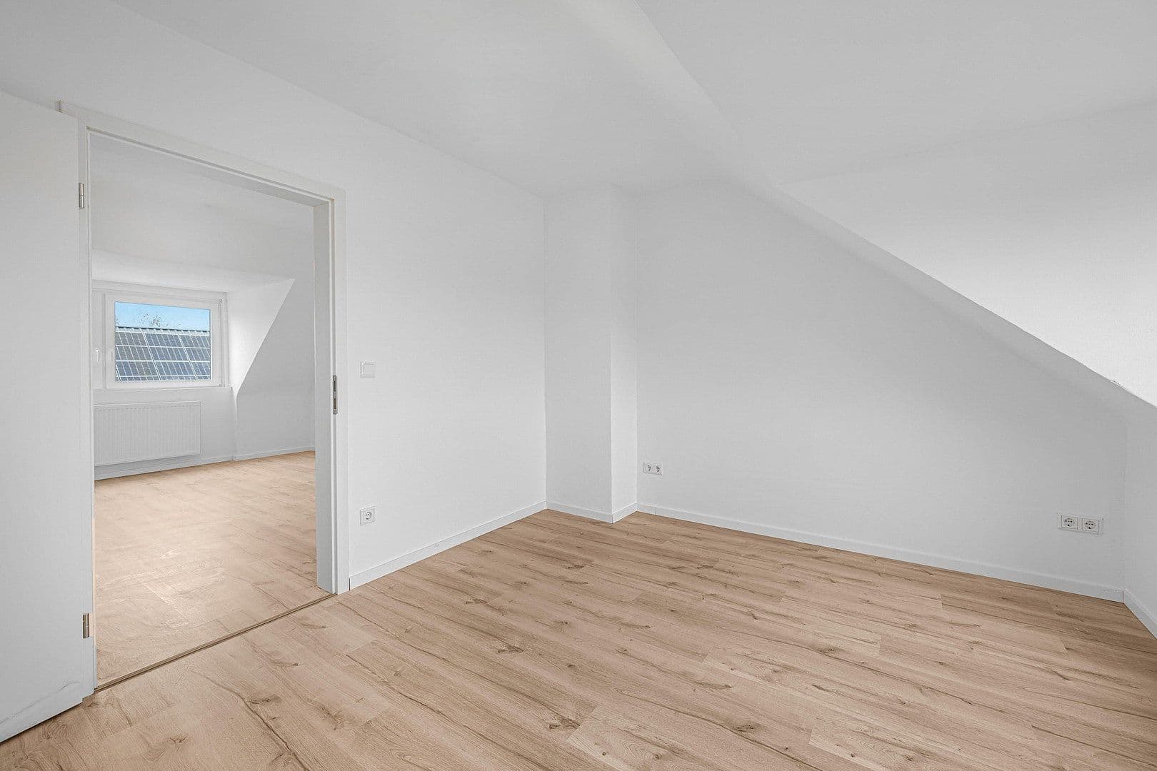 Prenájom bytu 4-izbový 81 m², Seitenstraße 2, Gelsenkirchen, Severné Porýnie - Westfálsko Prenájom bytu 4-izbový 81 m², Seitenstraße 2, Gelsenkirchen, Severné Porýnie - Westfálsko