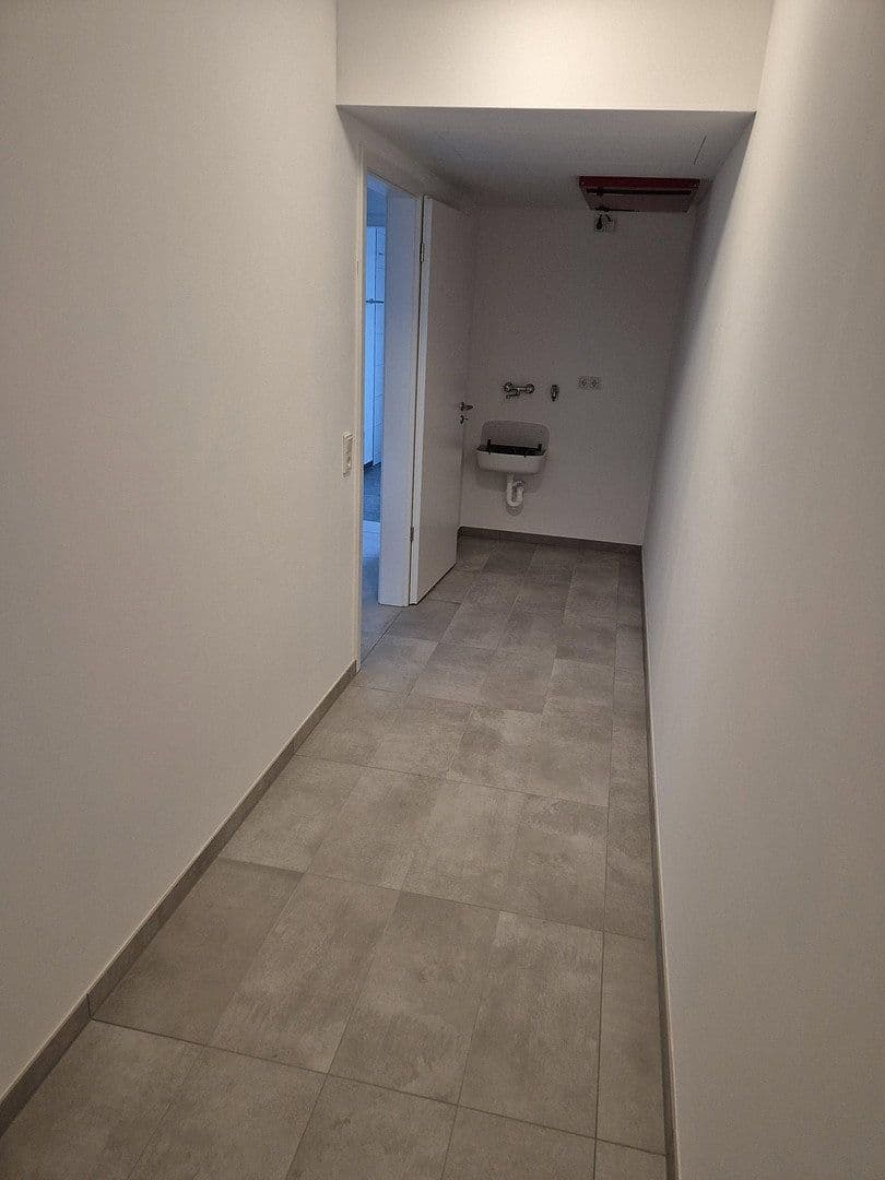 Prenájom bytu 2-izbový 89 m², Schloßstr. 2G, Wadern, Sársko Prenájom bytu 2-izbový 89 m², Schloßstr. 2G, Wadern, Sársko