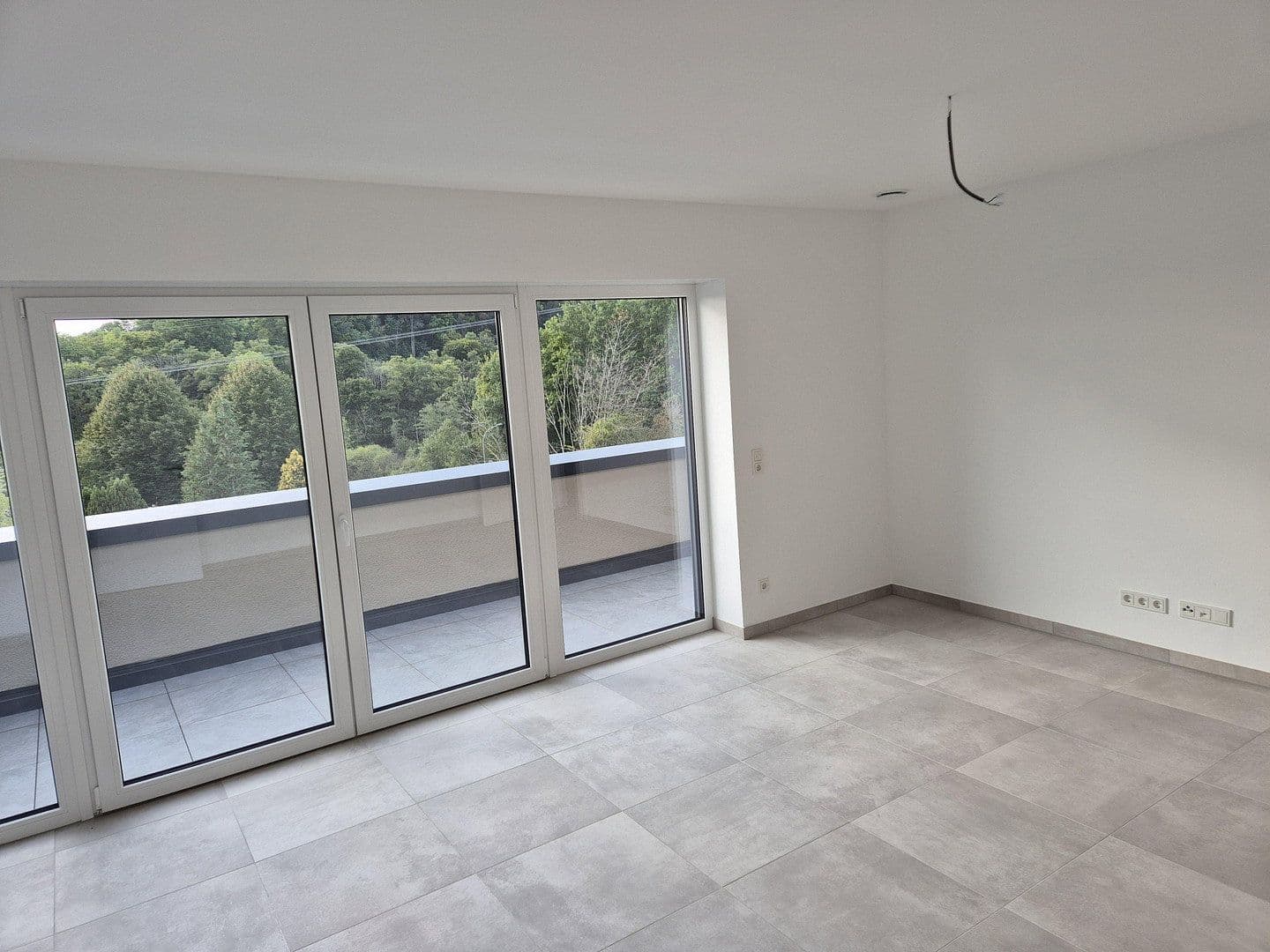 Prenájom bytu 2-izbový 89 m², Schloßstr. 2G, Wadern, Sársko Prenájom bytu 2-izbový 89 m², Schloßstr. 2G, Wadern, Sársko