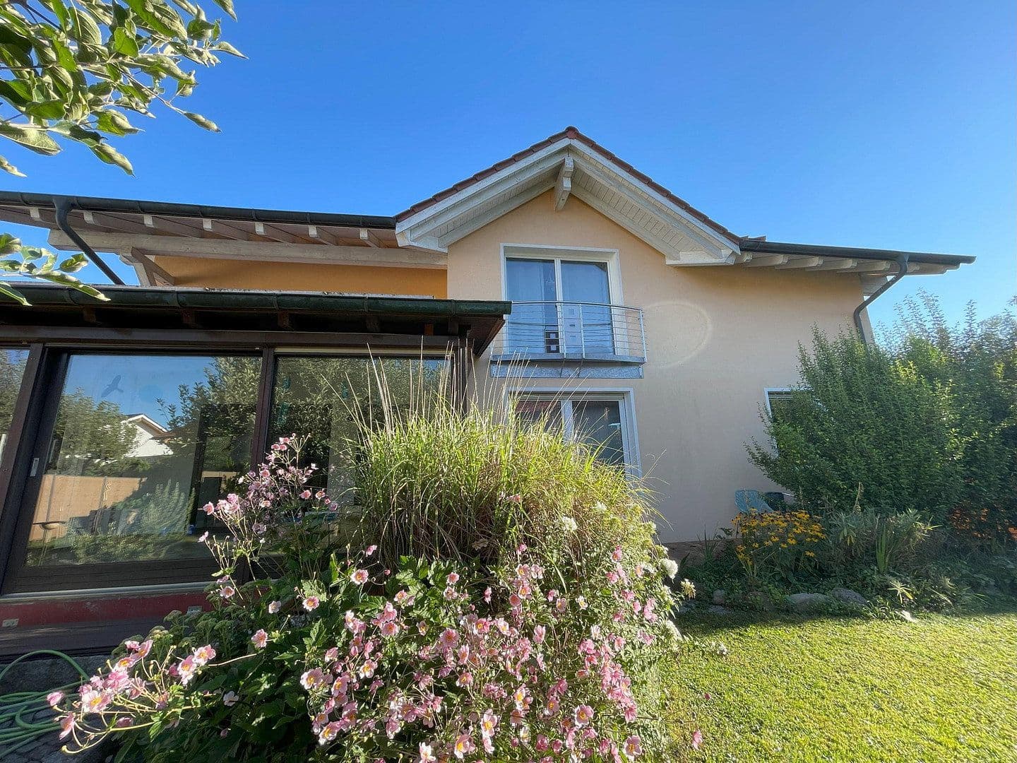 Predaj domu 212 m², pozemek 650 m², Laufen, Bavorsko Predaj domu 212 m², pozemek 650 m², Laufen, Bavorsko