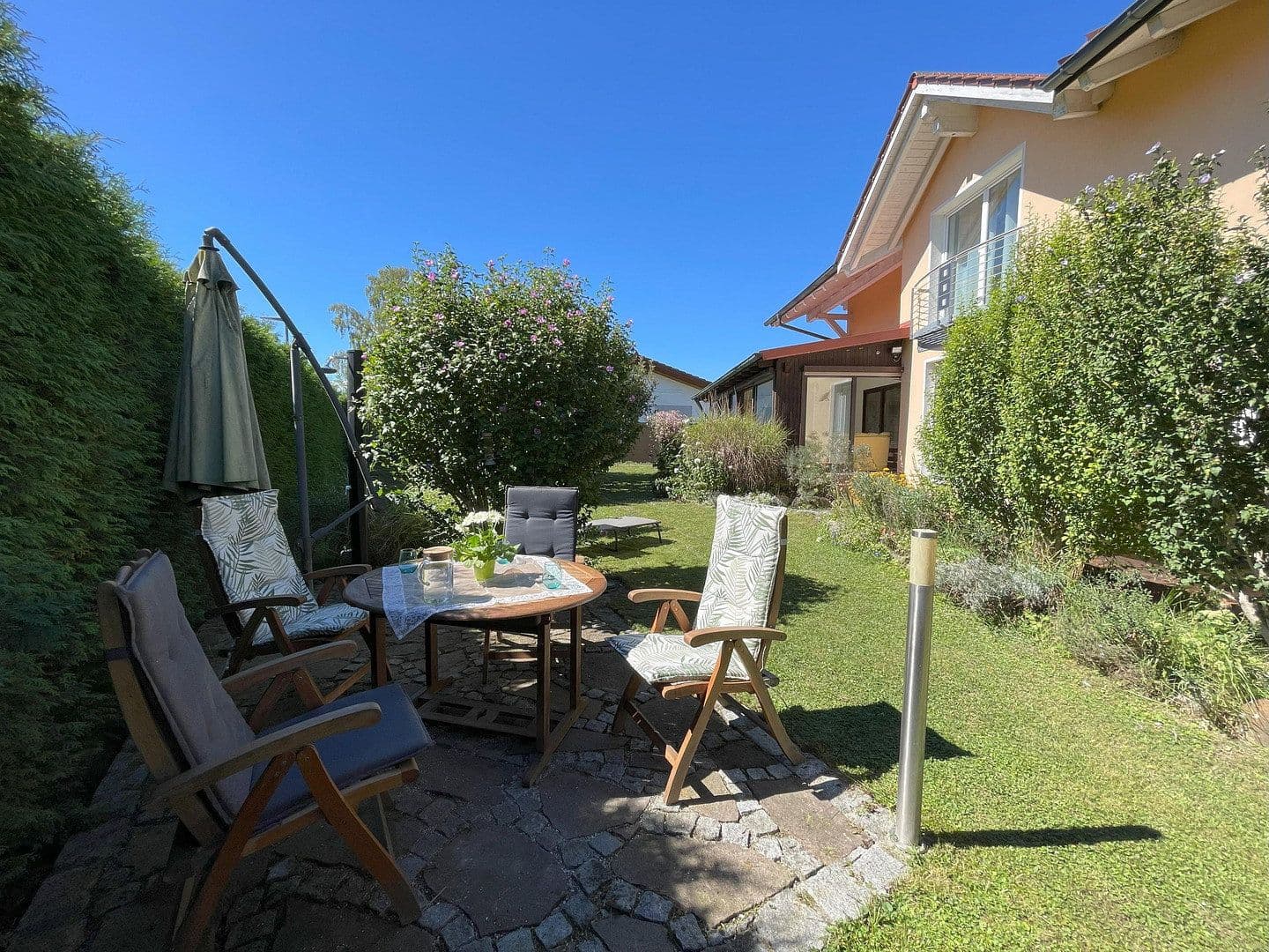 Predaj domu 212 m², pozemek 650 m², Laufen, Bavorsko Predaj domu 212 m², pozemek 650 m², Laufen, Bavorsko