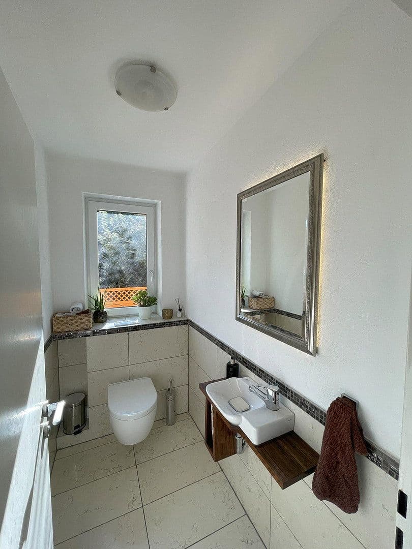 Predaj domu 212 m², pozemek 650 m², Laufen, Bavorsko Predaj domu 212 m², pozemek 650 m², Laufen, Bavorsko