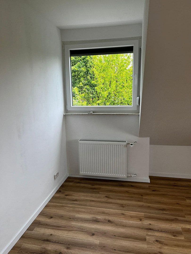 Prenájom bytu 3-izbový 70 m², Sperberstraße 18, Leichlingen, Severné Porýnie - Westfálsko Prenájom bytu 3-izbový 70 m², Sperberstraße 18, Leichlingen, Severné Porýnie - Westfálsko