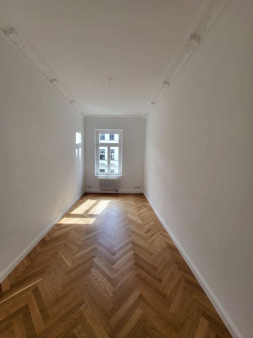 Prenájom bytu 3-izbový 98 m², Leipzig, Sasko Prenájom bytu 3-izbový 98 m², Leipzig, Sasko