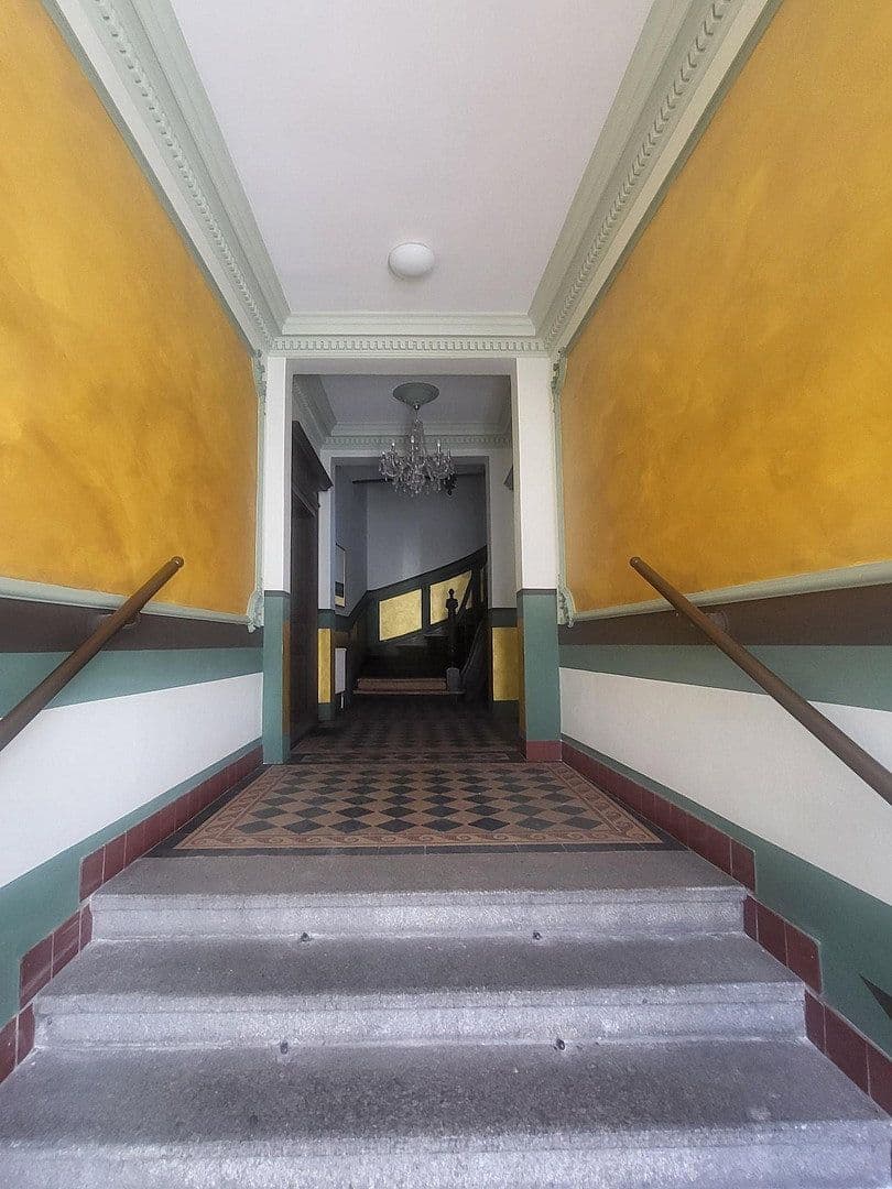 Prenájom bytu 3-izbový 98 m², Leipzig, Sasko Prenájom bytu 3-izbový 98 m², Leipzig, Sasko