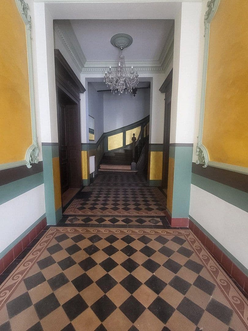 Prenájom bytu 3-izbový 98 m², Leipzig, Sasko Prenájom bytu 3-izbový 98 m², Leipzig, Sasko