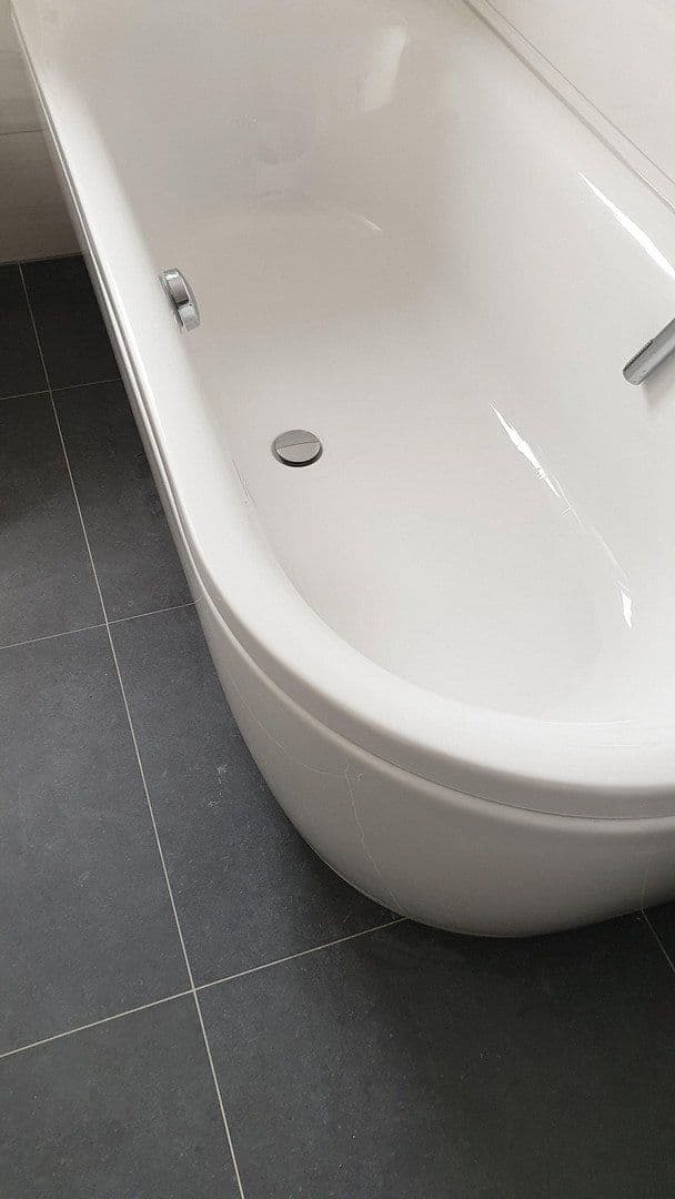 Prenájom bytu 4-izbový 133 m², Kaulbachweg, Leipzig, Sasko Prenájom bytu 4-izbový 133 m², Kaulbachweg, Leipzig, Sasko